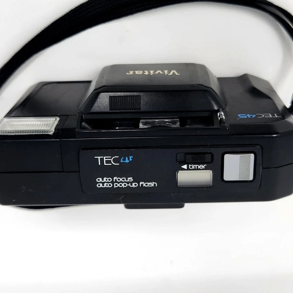 Vivitar TEC45 35mm Camera Auto Focus Auto Pop-up Flash - Untested